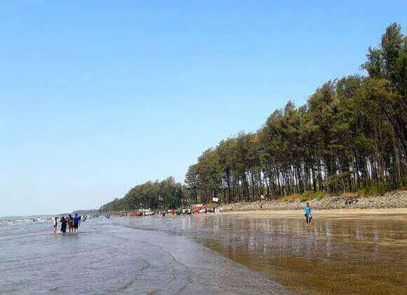 varsoli beach near  alibag